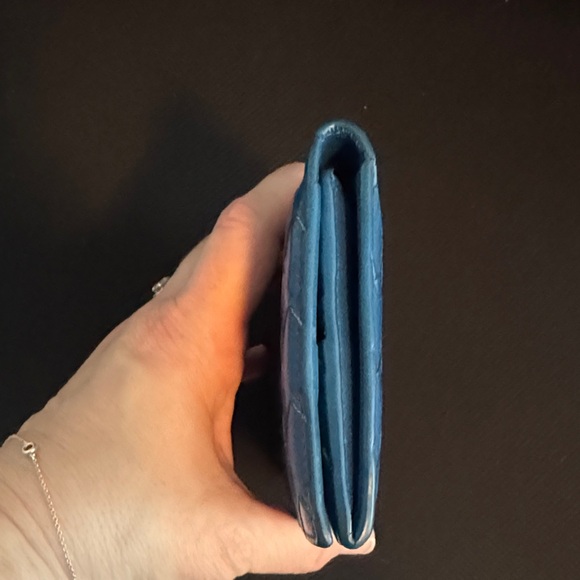 💫Bottega Veneta Elegant Blue Woven Women's Long Bifold Wallet💫 - Picture 5 of 6